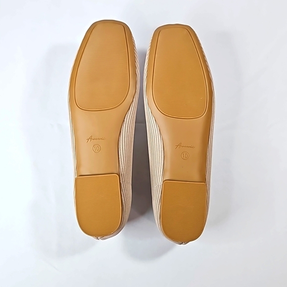 Arromic Tan Square Toe Flats Size 10 - Picture 8 of 8